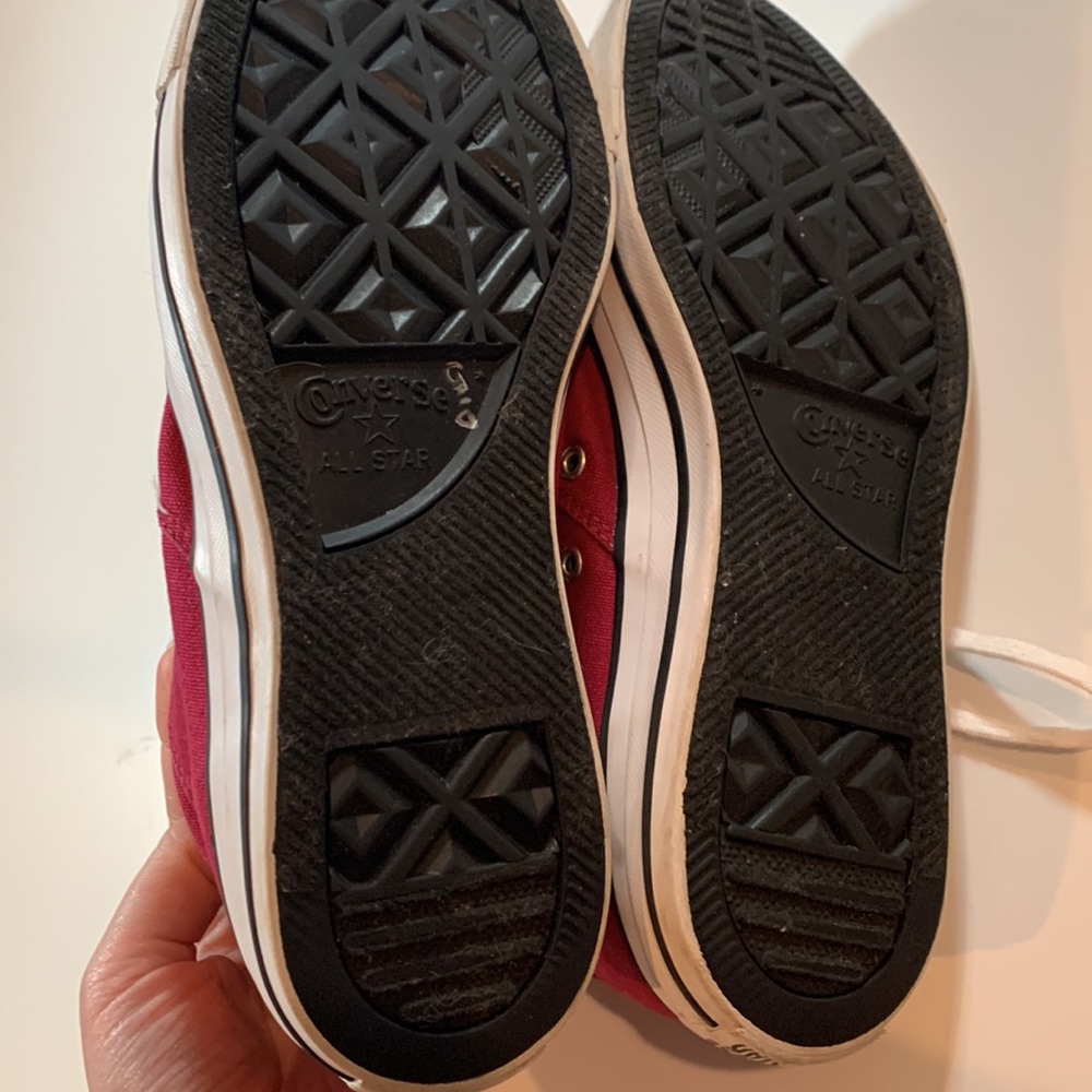 Red Mid Rise Converse - Picture 4 of 5